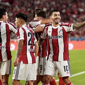 Correa y su dupla de élite con Almada: "Podría estar en cualquier gigante de Europa..."