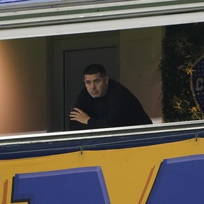 Cómo está la situación del quinto refuerzo en Boca: ¿llega o no un central?