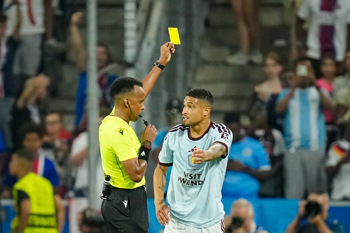 Omar Artan durante la Supercopa de Europa. (AP)