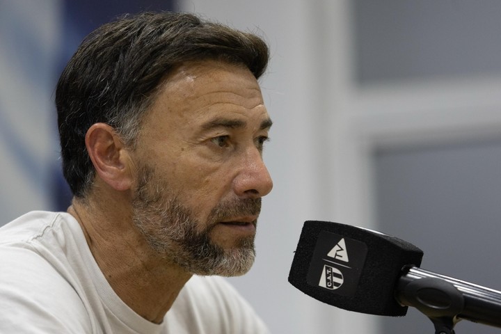 El Kily González será el 22° entrenador en la carrera de Messi.