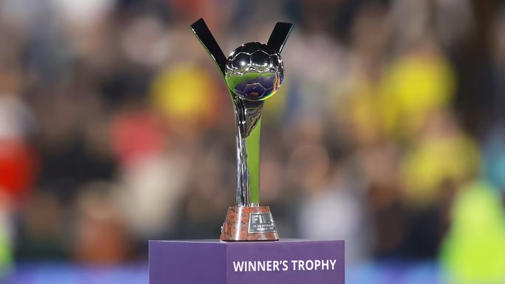 Trofeo del Mundial Femenino Sub 20.