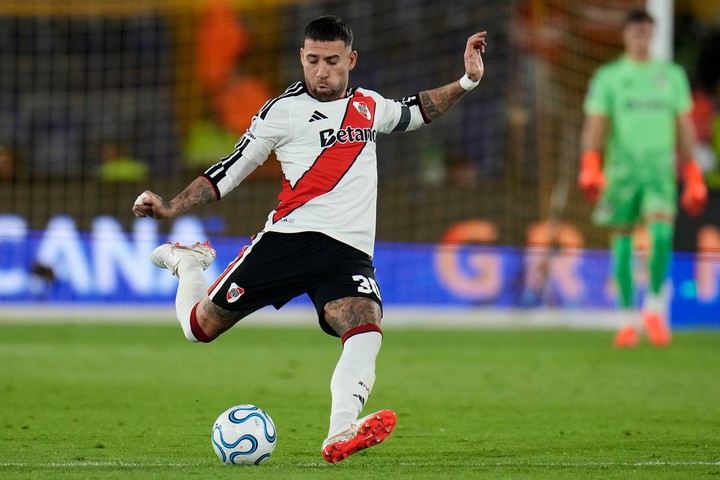 El capitán de River empujó al equipo con personalidad desde el fondo (AP Photo/Fernando Vergara).
