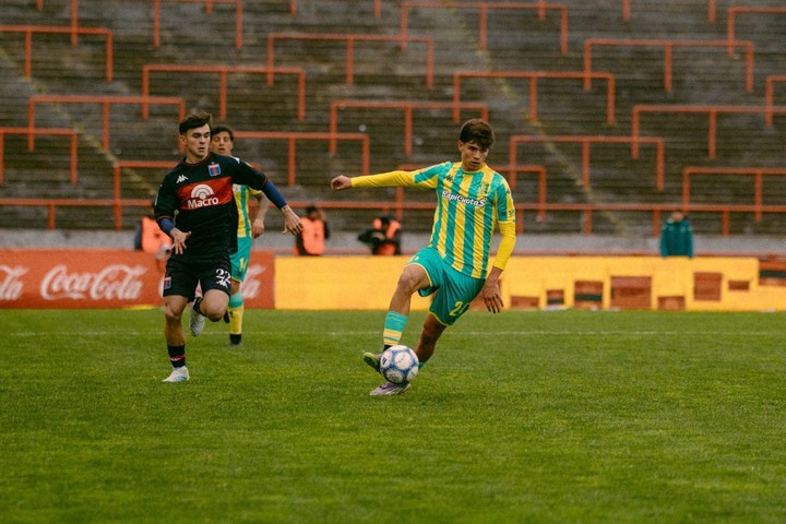 Aldosivi 0 - Tigre 0.