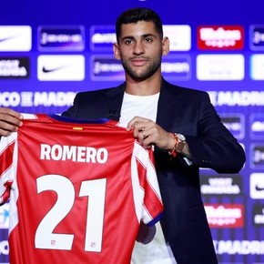 Cuti Romero, presentado en el Atlético de Madrid: "A Julián lo veo muy bien"