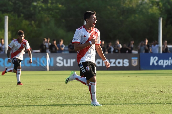 Valentín Lucero debutó en la Reserva de River y marcó un gol. (Prensa River Plate)