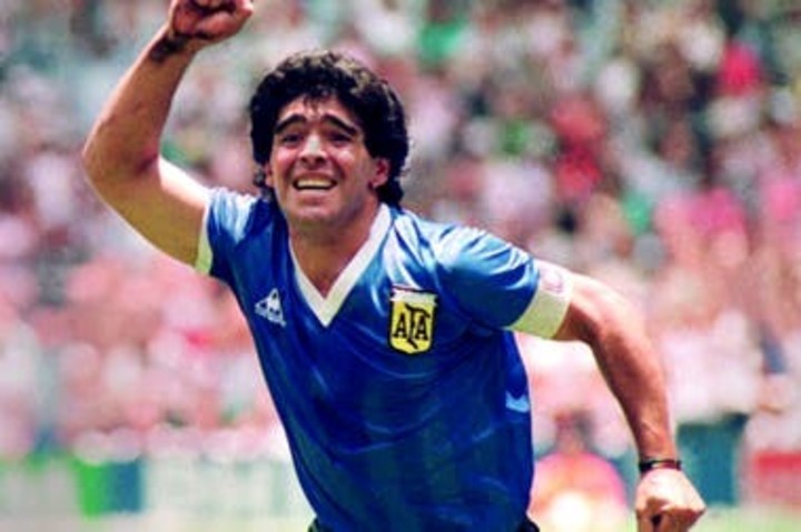 Diego Maradona frente a Inglaterra en México 1986.