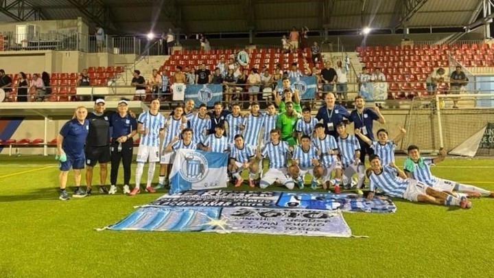 Los pibes ganaron todos los partidos que jugaron hasta acá. Foto: Prensa Racing.
