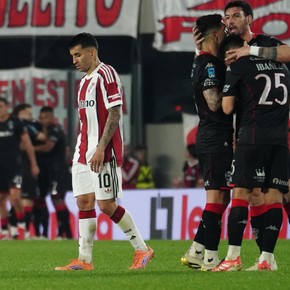 River se pegó tiros en los pies y Huracán dio otro golpe Monumental