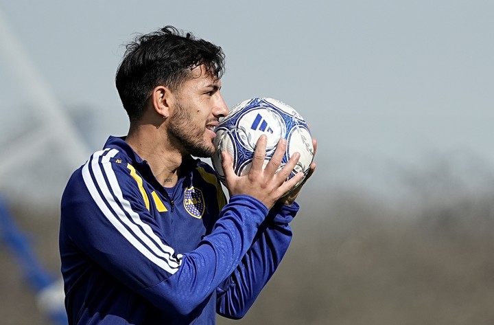Leandro Paredes, capitán y fija de Boca en la formación del Vasco (Prensa Boca).