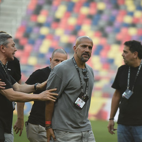 El día de furia de Verón en la final Estudiantes vs. Central: aplausos irónicos, stories en redes y el cara a cara con Herrera
