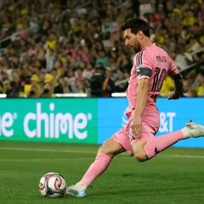 Video: el gol de tiro libre de Messi al Crew que dejó a Leo cerca de un récord