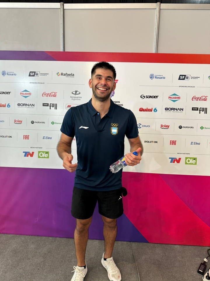 La felicidad de Jeremías Azaña tras asegurar una medalla más para la delegación argentina en los Juegos Suramericanos.