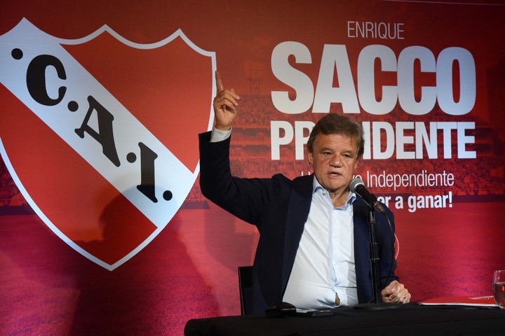 Quique Sacco realizó el lanzamiento oficial de su candidatura. (Foto: Leonardo Zavattaro/ Prensa Sacco)