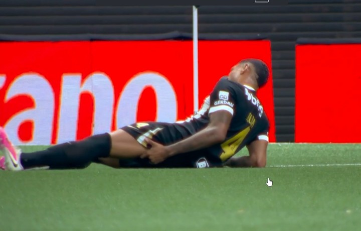 Ruan debió salir por lesión.