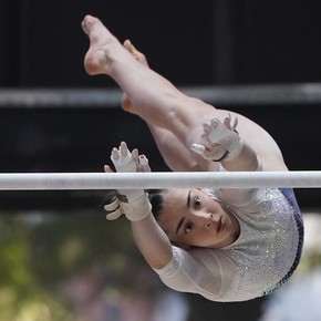 Julieta Lucas y Emilia Acosta, dos chicas de oro: tienen 16 y 17 años y ya dominan la gimnasia de los Suramericanos