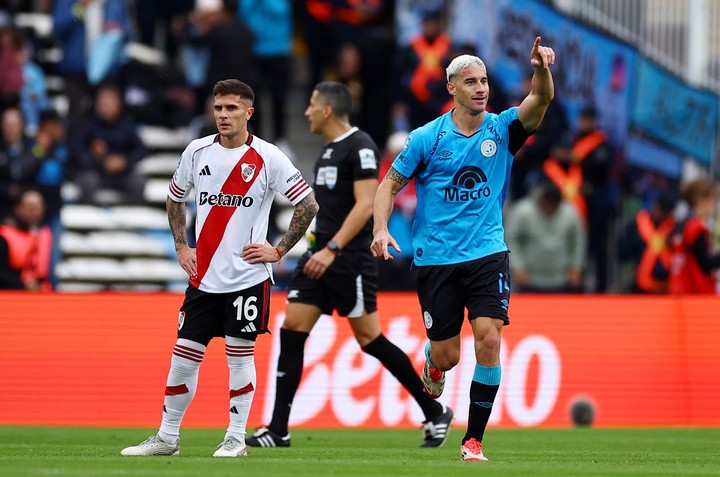 Bustos fue titular en la última final del Apertura contra Belgrano. REUTERS.