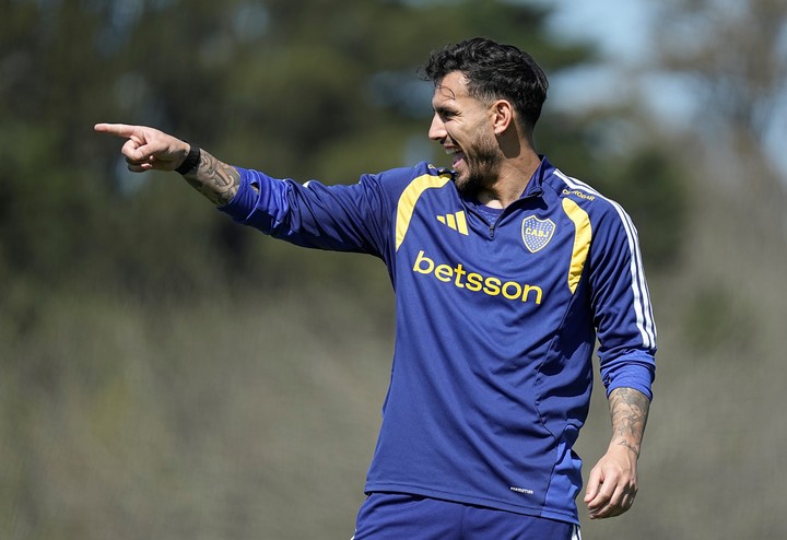 Leandro Paredes, en un entrenamiento de Boca (Foto: Javier García Martino - Prensa CABJ).