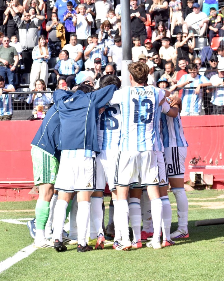 Los pibes pasaron a la final (Selección).