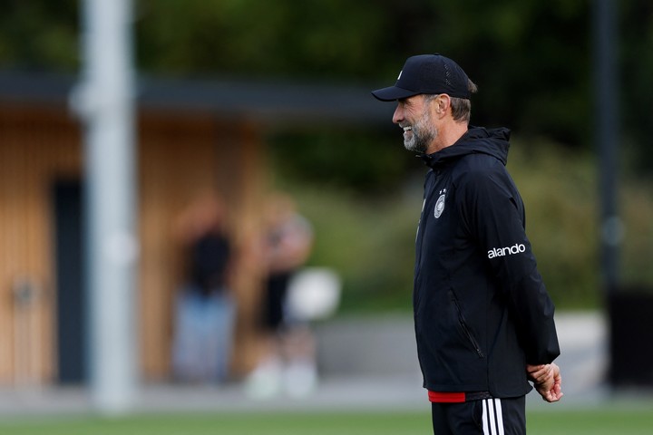Jürgen Klopp en el entrenamiento de Alemania. (REUTER)