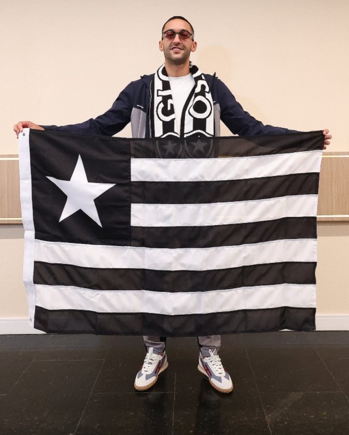 El zurdo viene de jugar en el Wydad Casablanca de Marruecos. (@Botafogo)