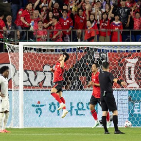 Video: los goles que recibió Ecuador en el debut de Gallardo