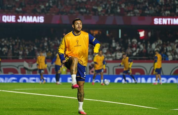 Con Paredes a la cabeza, los movimientos precompetitivos de Boca (Foto Marcelo Carroll - CLARIN).
