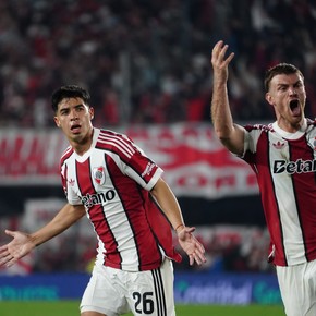 Galván hizo un golazo de volea para empatarle a Huracán