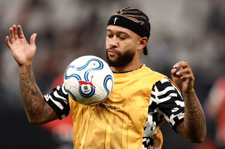 Depay no para de sumar malas (Reuters).