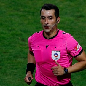 Del húngaro que lo echó en su primer partido a un chileno: el árbitro que dirigirá en la despedida de Messi de la Selección