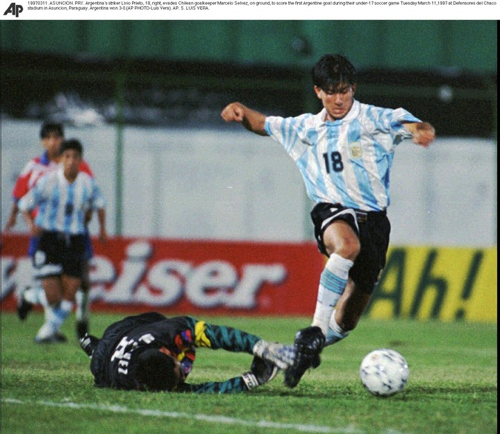 Livio Prieto en la Sub 17.