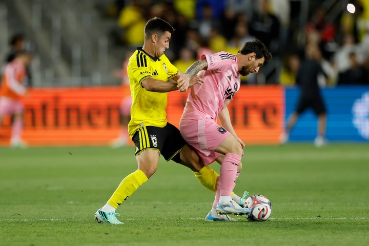 Messi ante Columbus Crew (AP).