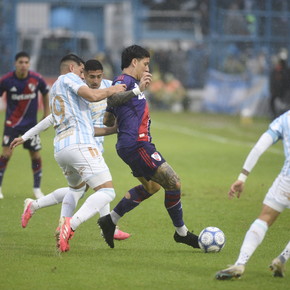 Videos: el gol agónico de Almada, la roja a Nicola y el resumen de Atlético Tucumán-River