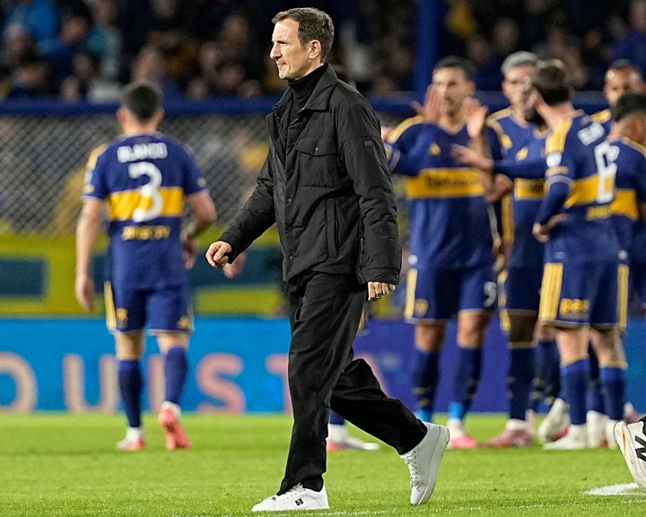 Más problemas para el Vasco: se lesionó Rey Domenech.