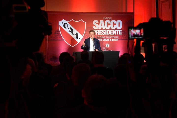 Quique Sacco realizó el lanzamiento oficial de su candidatura. (Foto: Leonardo Zavattaro/ Prensa Sacco)