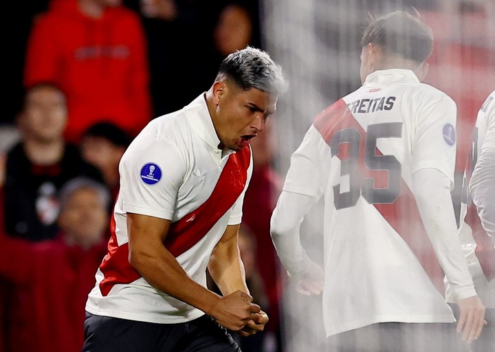 En el último partido en River, Salas anotó contra Blooming. REUTERS.