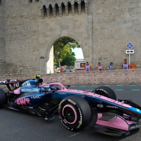 Colapinto cerró el jueves 11° en el GP de Azerbaiyán y mejoró su rendimiento