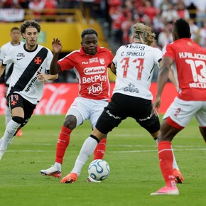 Un ojo acá, Boca: Independiente Santa Fe empató con Vasco da Gama en Colombia