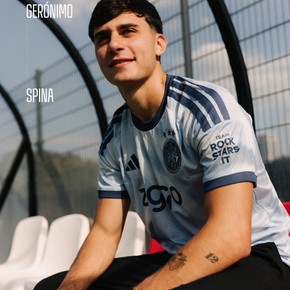 Se formó en Estudiantes, pasó por el Atlético de Madrid y es la nueva joya del Ajax