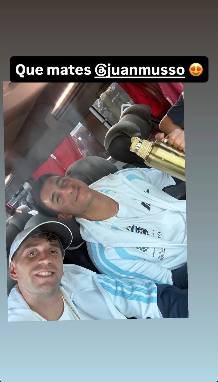 Emiliano Martinez y Juan Musso, camino a La Docta.

Foto: @emi_martínez26.