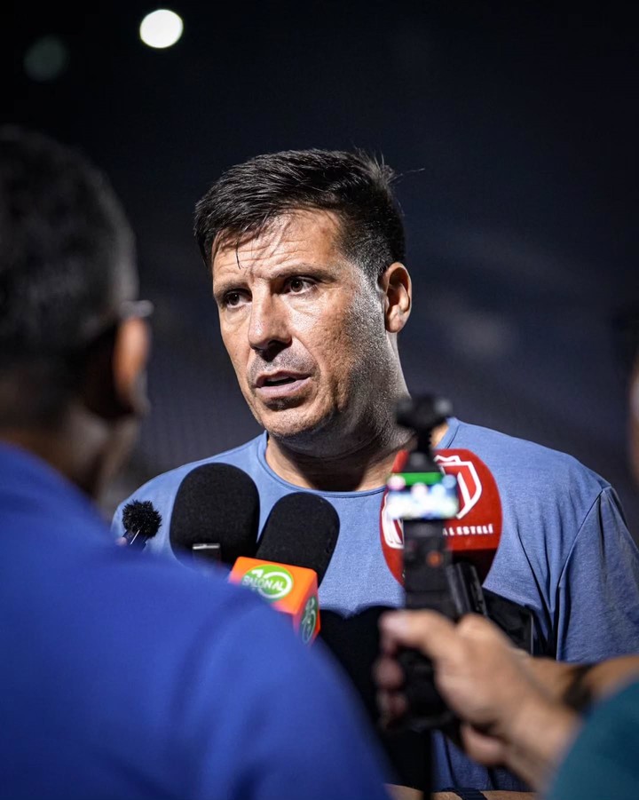 Juan Cruz Real, ex técnico de Belgrano y actual entrenador de la selección de Nicaragua.