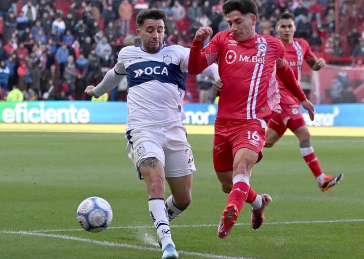 Argentinos y Gimnasia, dos que por ahora están dentro en la Zona B.