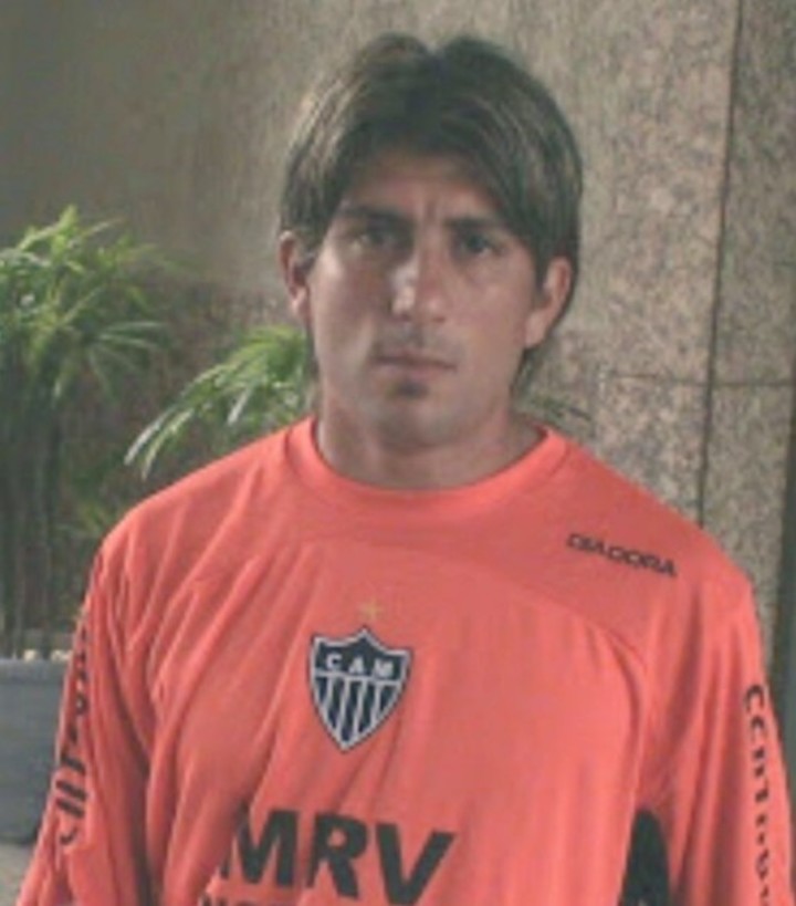 Livio en Mineiro (X).