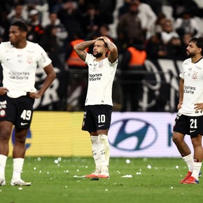 Todo lo que le costó a Corinthians la renovación de Memphis Depay, el que erró el penal clave ante Estudiantes