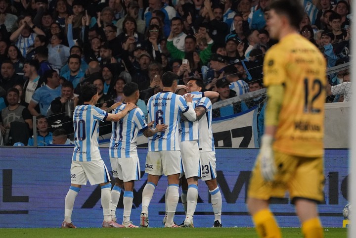 Racing viene de ganarle a Sarmiento. (Foto Emmanuel Fernández - CLARIN).