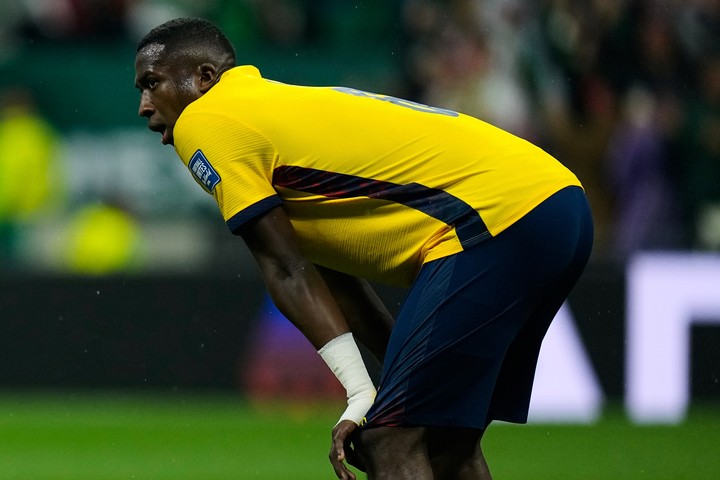 Pacho, otro top en el fondo.
(AP Photo/Ricardo Mazalan)