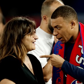 Escándalo en Francia: la policía investiga a la madre de Mbappé, en medio de una causa por corrupción contra el ex jefe de seguridad de la selección