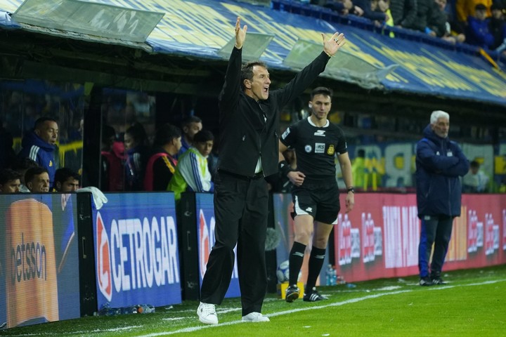 La charla de Arruabarrena con los jugadores de Boca antes de ir por la épica a Brasil