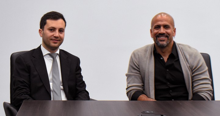 Di Carlo junto a Verón. Prensa River.