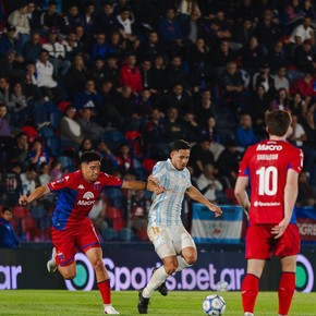 Arde Victoria: Atlético Tucumán le ganó a Tigre y desató la renuncia de Dabove