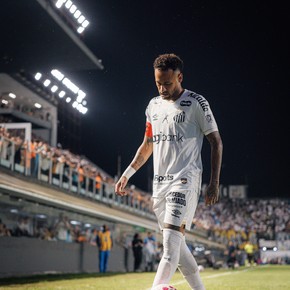 Neymar será denunciado por el Tribunal Superior de Justicia Deportiva de Brasil tras ser expulsado ante Bahia 